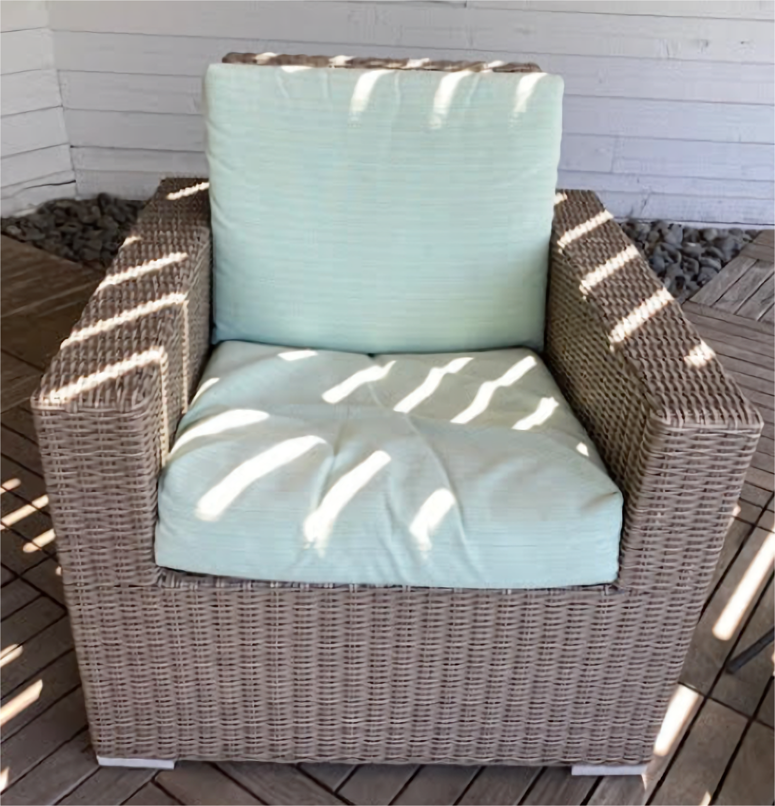 ACCENT CHAIR BEFORE REUPHOLSTERY